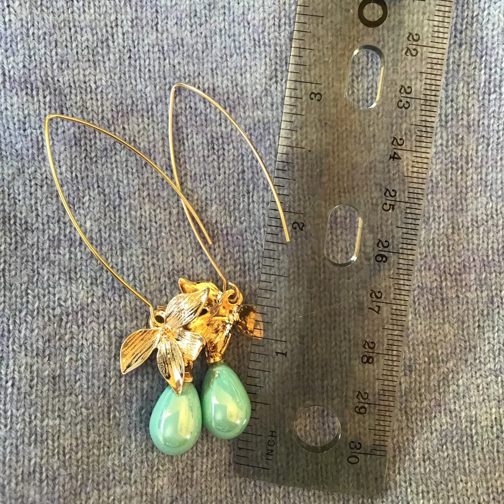 Earings - Picture 3 of 3